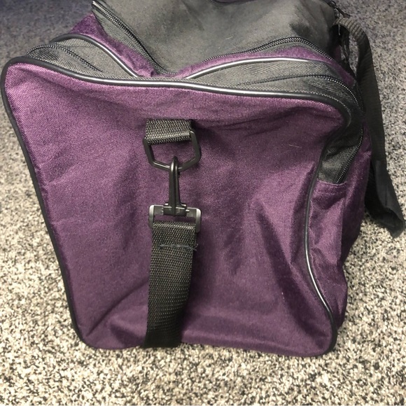 Vintage Purple NASCAR Racing duffel bag - Picture 3 of 4